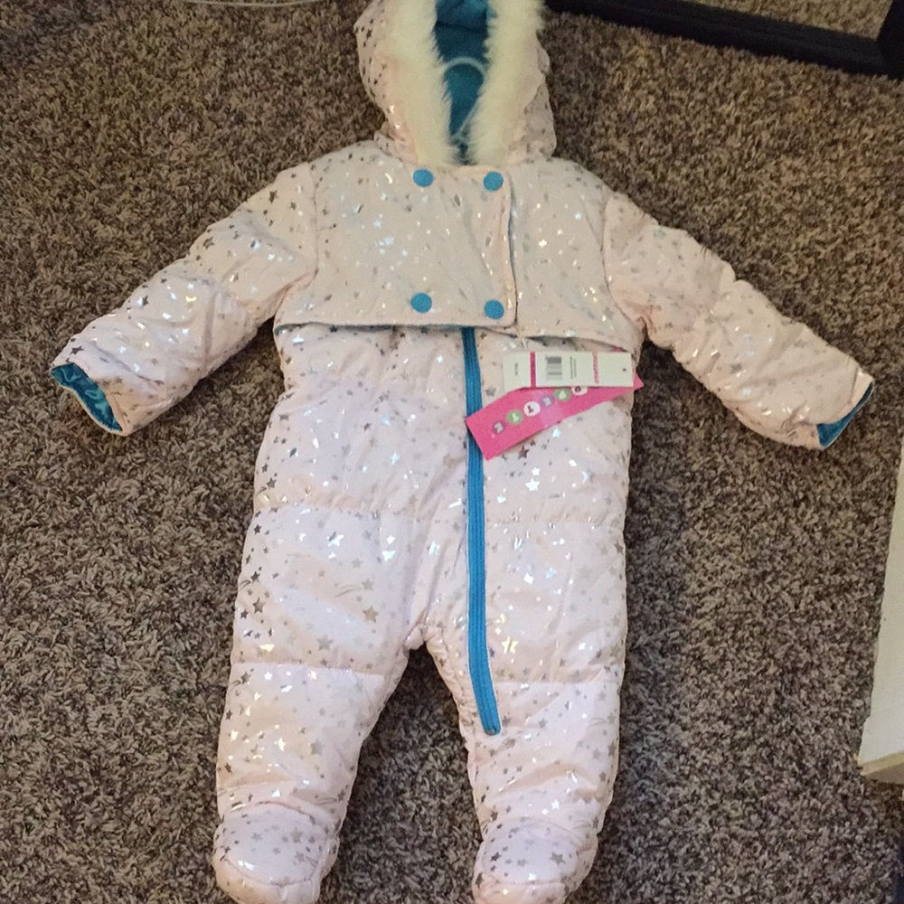 Baby girls adorable snow suit NWT price orig 85.00